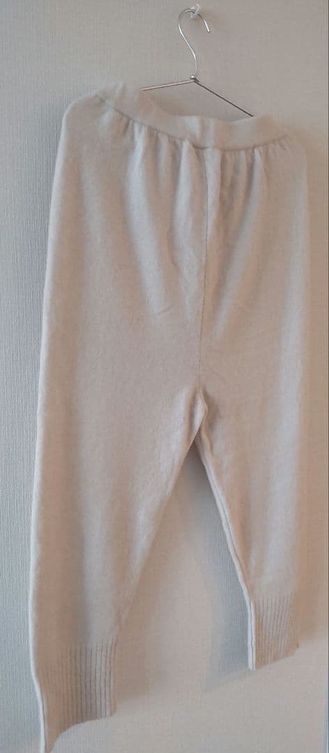 uni evam eva カシミヤパンツ