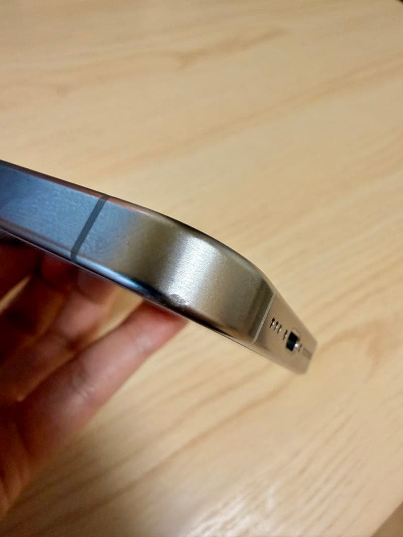 Apple iPhone 15 Pro スペースブラック 本体 512GB