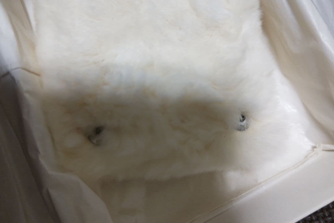 シャネル　ファー　リストバンド　バングル　ブレスレット　説明必読。