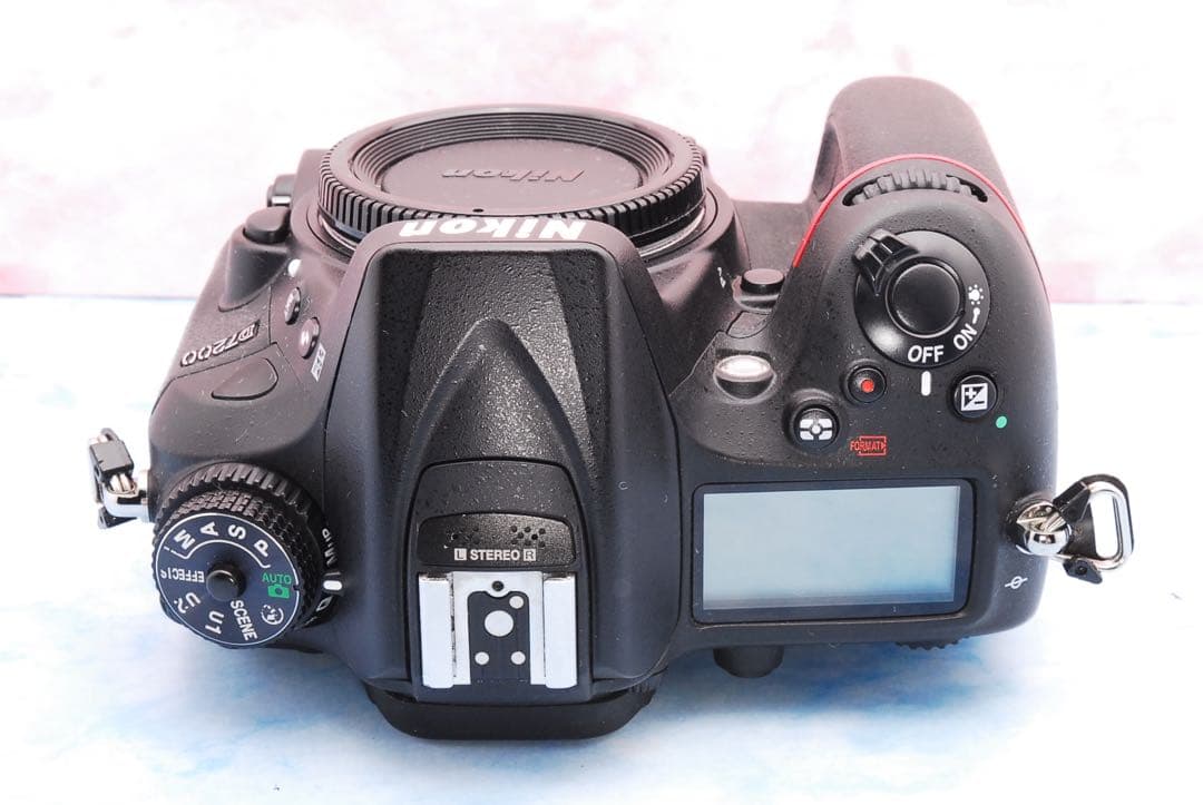 Nikon D7200★Wレンズ★一眼レフカメラ★高画質＆高性能★Wi-Fi
