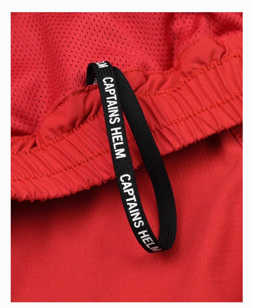 新品未使用　CAPTAINS HELM レッド ショートパンツ　sizeＬ