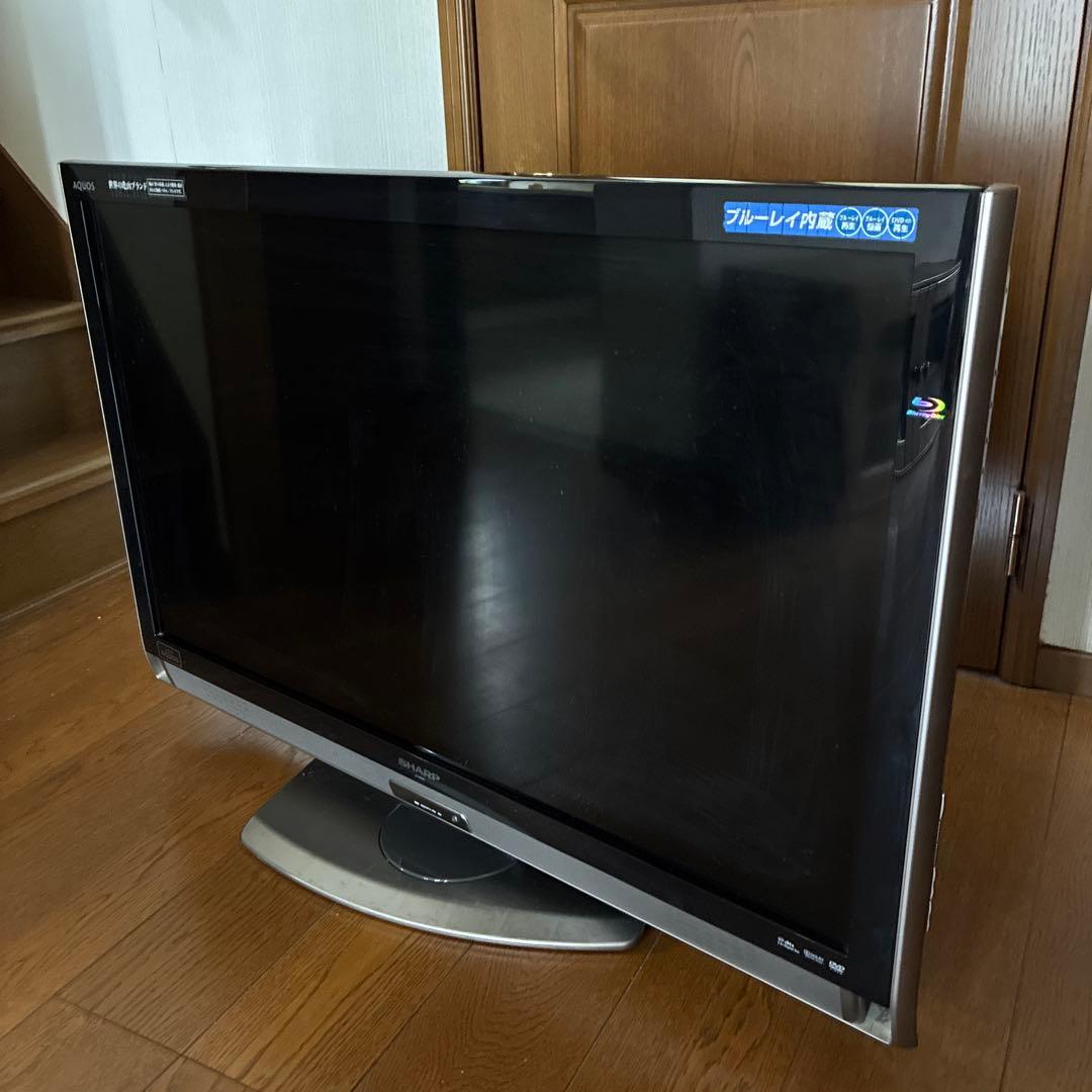 禎一　シャープAQUOS 40型