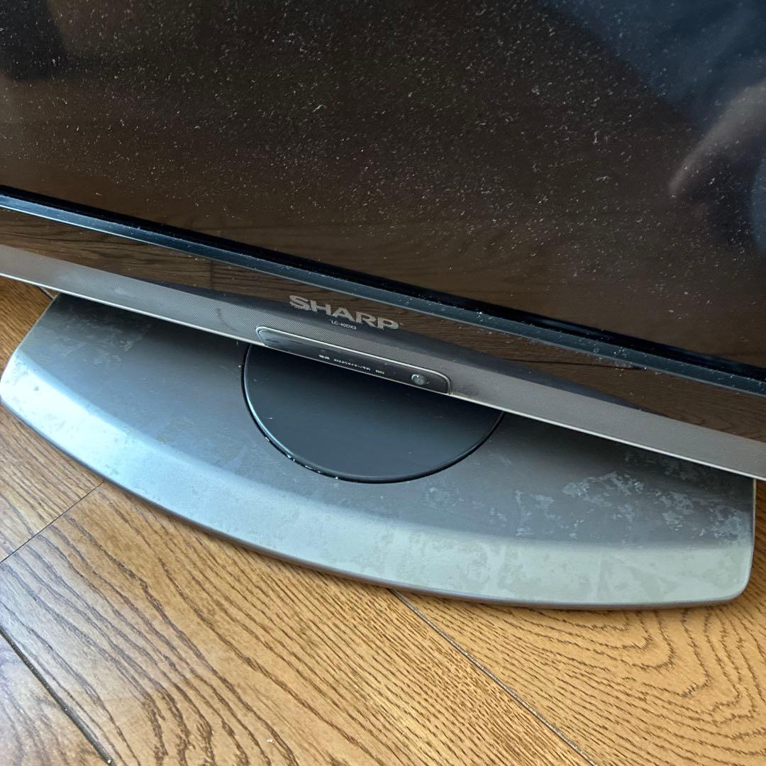 禎一　シャープAQUOS 40型