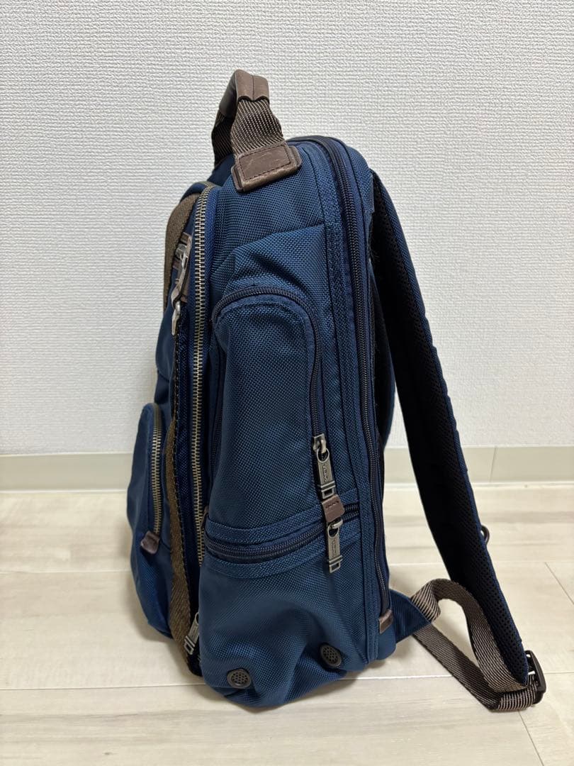 【美品】TUMI トゥミ ALPHA BRAVO キングスビル 本革 紺ネイビー