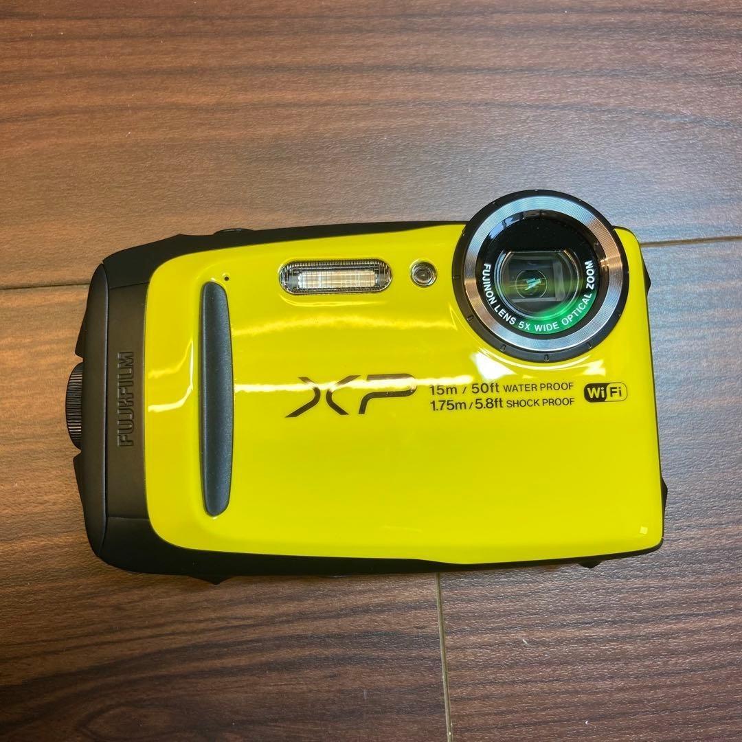 FUJI FILM FinePix XP90 デジカメ ほぼ新品 4636