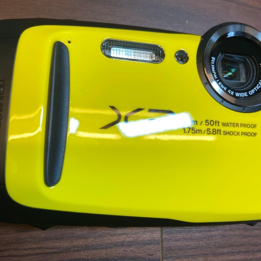 FUJI FILM FinePix XP90 デジカメ ほぼ新品 4636