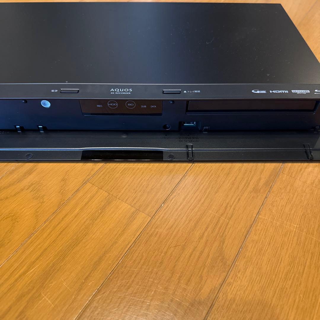 \"ジャンク品\" SHARP AQUOS 4kレコーダー 4B-C30DT3