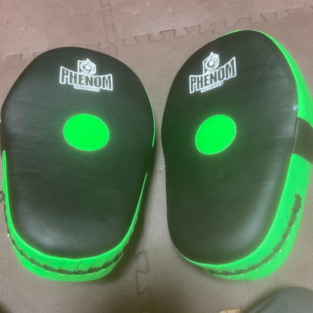 PHENOM キックミット グリーン/ブラック