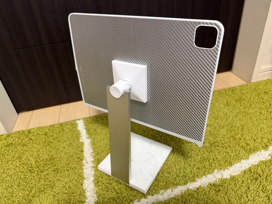 PITAKA MagEZ Charging Stand Marbleとケース