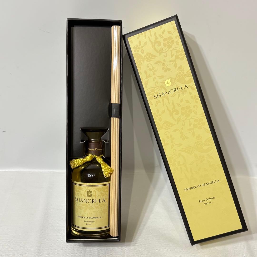 シャングリ・ラ エッセンス リードディフューザー 200ml
