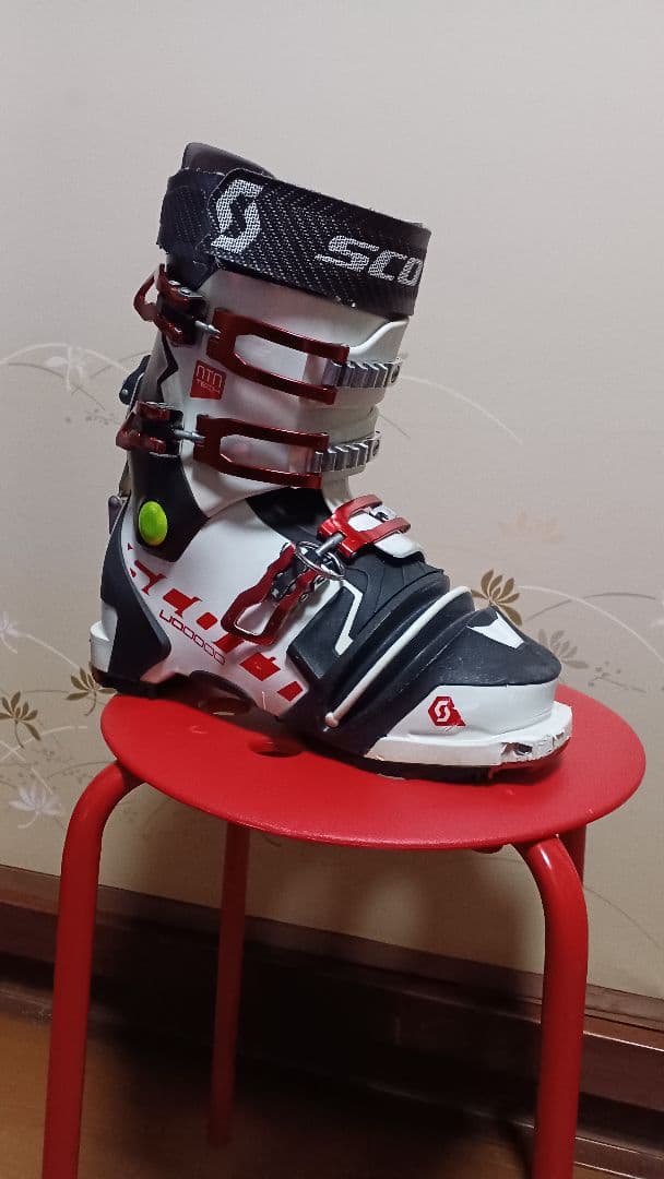 SCOTT テレマークスキー ブーツ ホワイト/ブラック/レッド