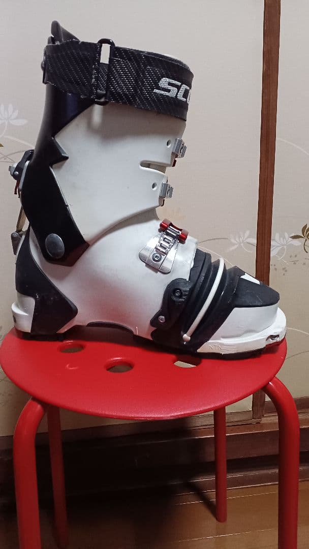 SCOTT テレマークスキー ブーツ ホワイト/ブラック/レッド