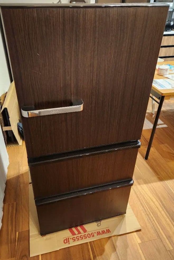 【直接取引き限定】AQUA 238L 冷蔵庫 AQR-SV24J(T)