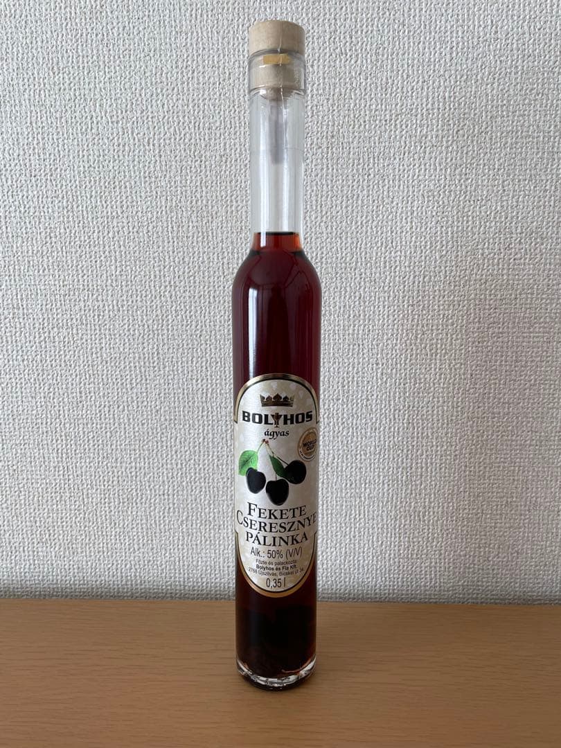 パーリンカ ダークチェリー　ハンガリー産　Palinka 350ml 果肉入り