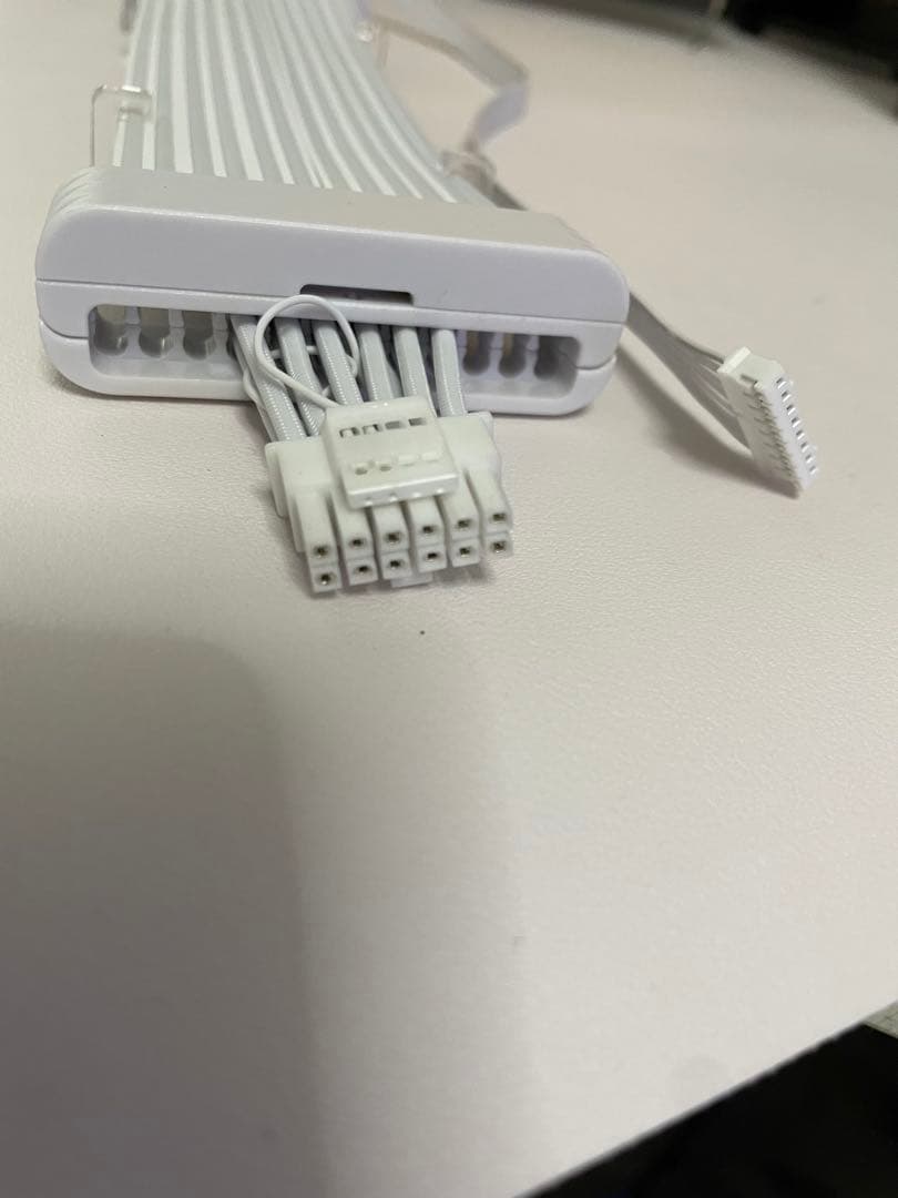 ホワイトLEDケーブル 24ピンとハイエンドモデル用12ピン