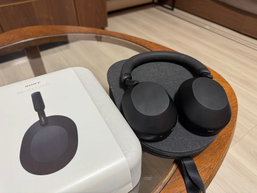 SONY WH-1000XM5 ブラック ケース付き　付属品完備