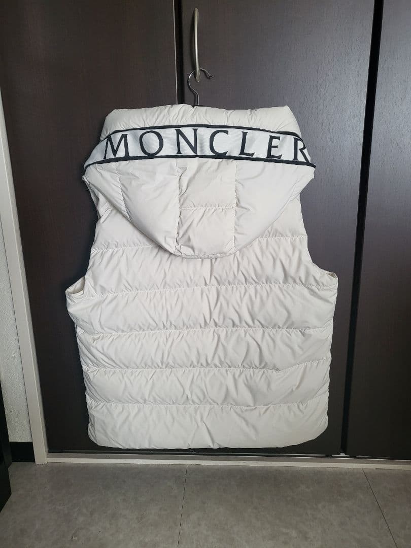 【CHANEL】【未使用】 モンクレール ダウンベスト