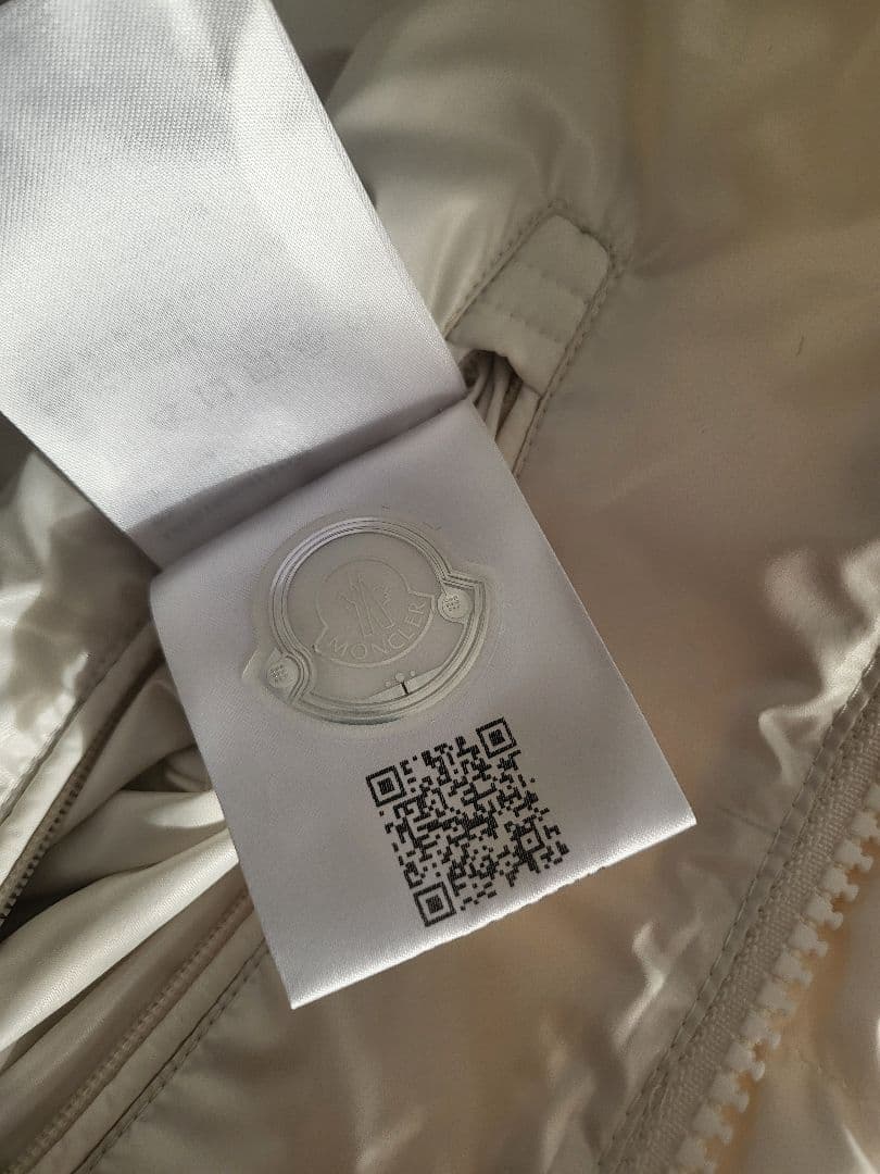 【CHANEL】【未使用】 モンクレール ダウンベスト