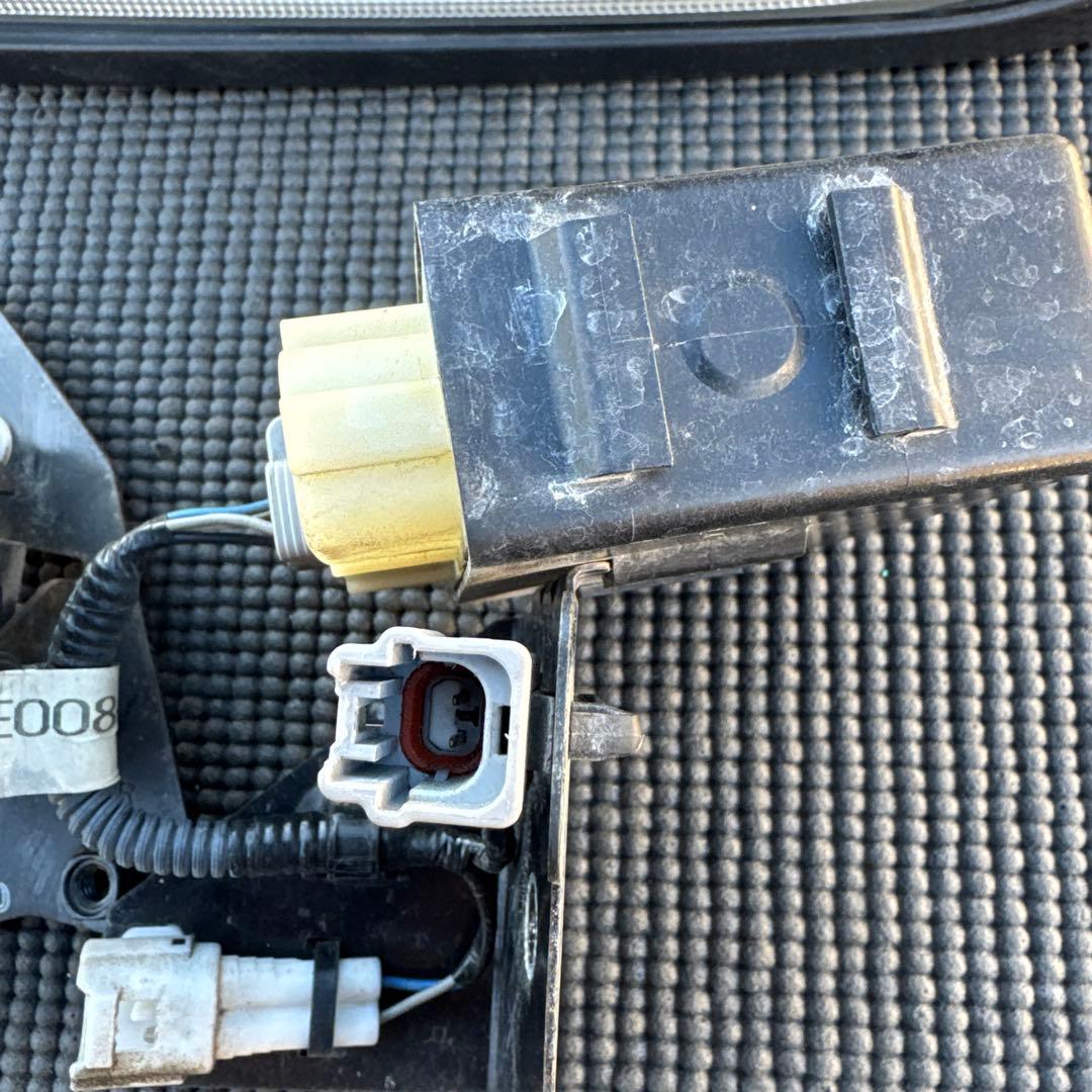 スバル　エクシーガ　クロスオーバー7 純正デイライトフォグランプ左右セット中古品