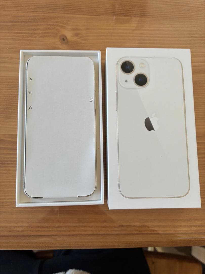 Apple iPhone 13mini ホワイト　本体