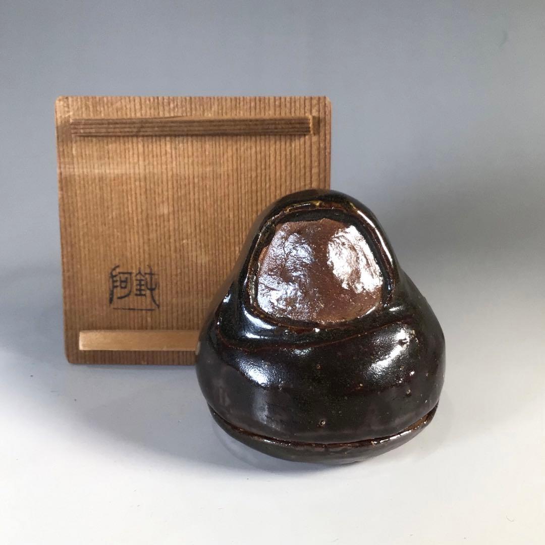 Ｍ４９１　香合　『陶製』『大野鈍阿造』『達磨香合』　共箱　茶道具