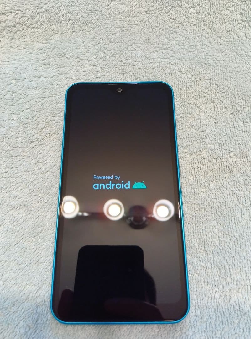 SoftBank　arrows スマートフォン 本体　新品カバー　フィルム付き