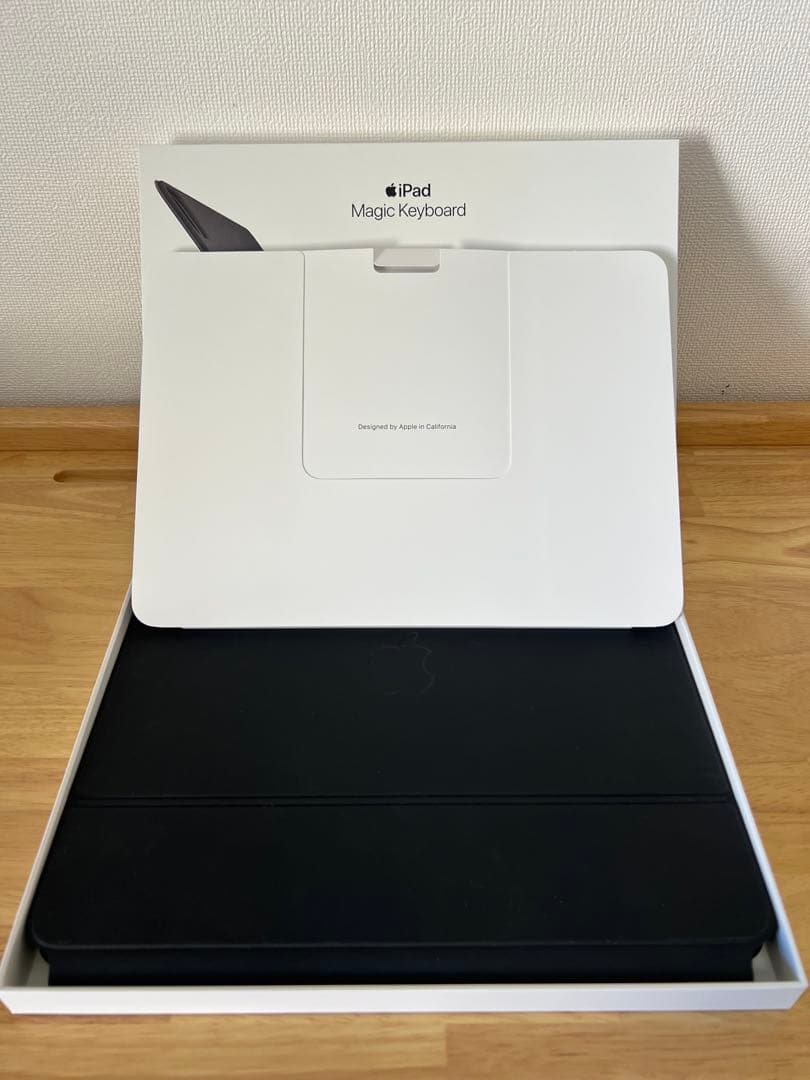 【極美品(正規品・箱入り)】iPad Magic Keyboard ブラック