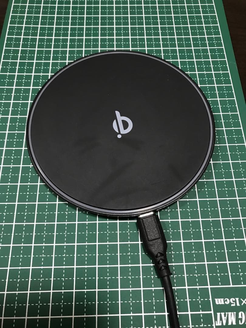 Apple iPhone 8 Plus ゴールド 本体のみとおまけの充電器