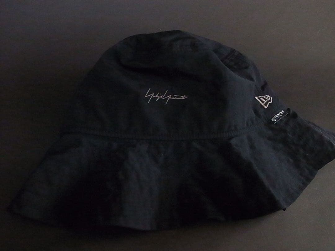 Yohji Yamamoto ×NewEra バケットハット 大きめ