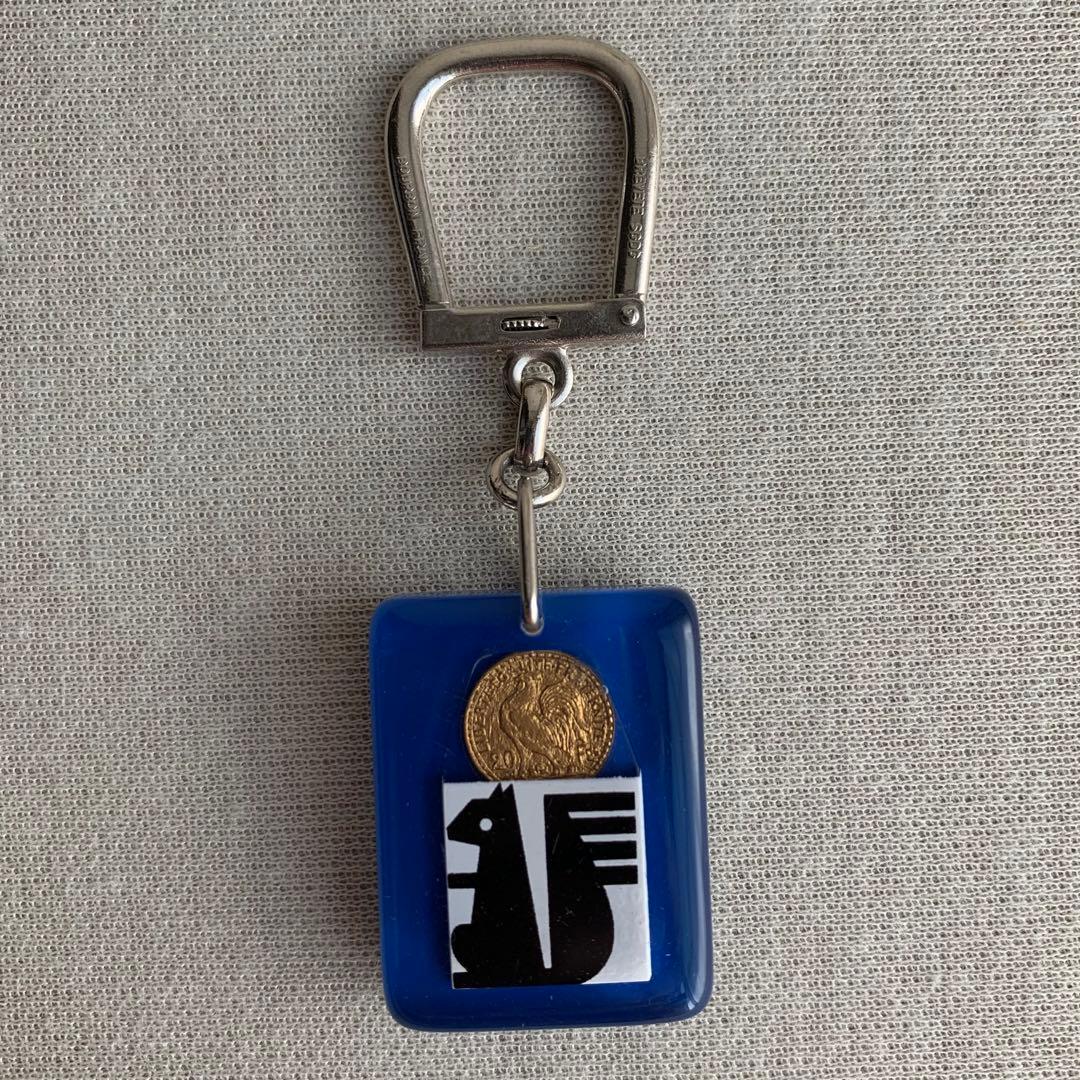 動くブルボンキーホルダー アニメ サヴィニャック【リス&】銀行フレンチパブ