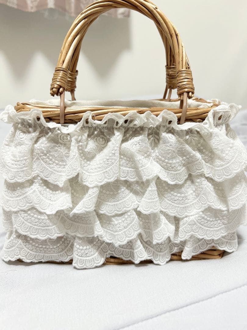 いちごさま専用【新品未使用】かごラタン Frilly Picnic