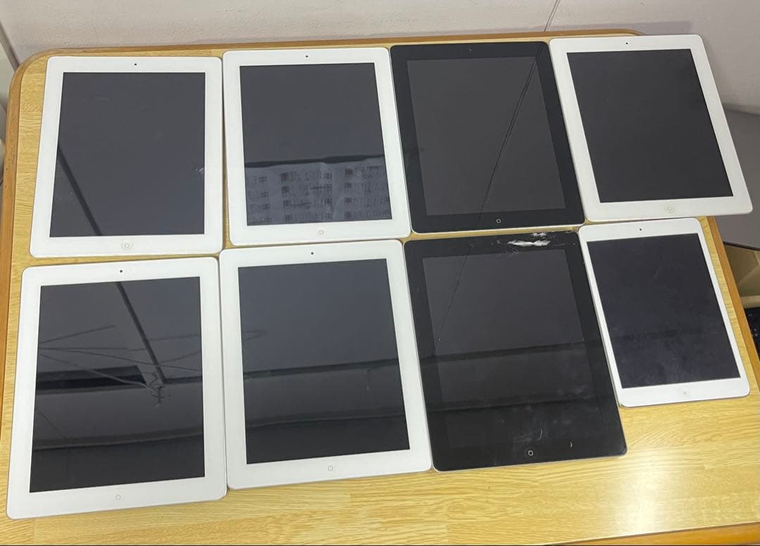 iPad本体 8台セット ホワイト・ブラック