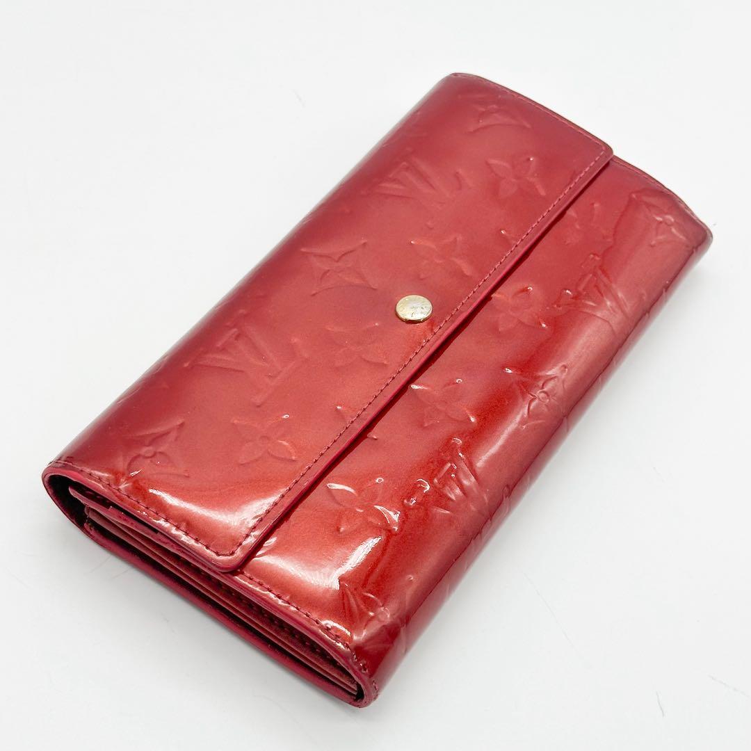 ルイヴィトン ポルトフォイユ サラ ヴェルニ モノグラム 二つ折り 長財布