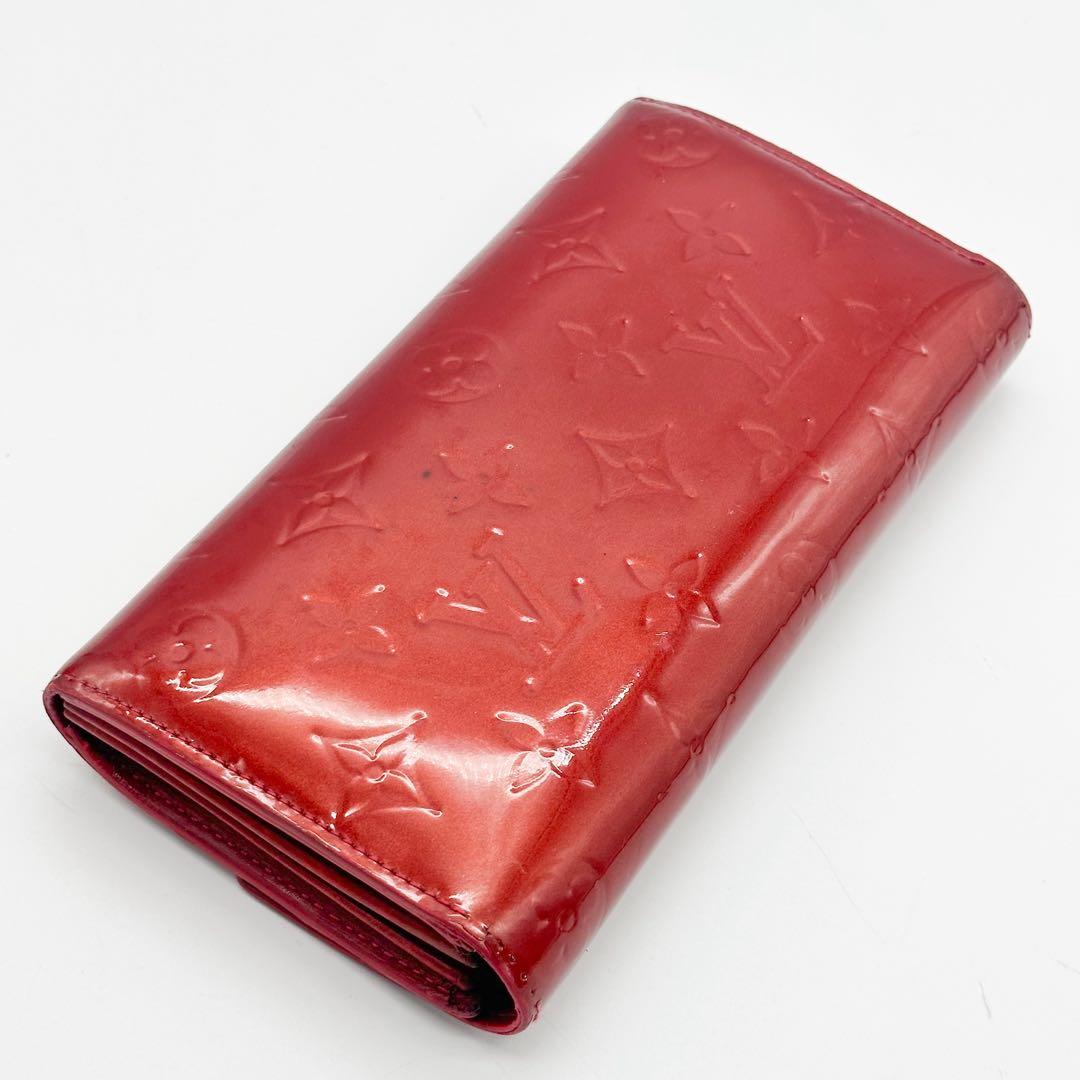 ルイヴィトン ポルトフォイユ サラ ヴェルニ モノグラム 二つ折り 長財布