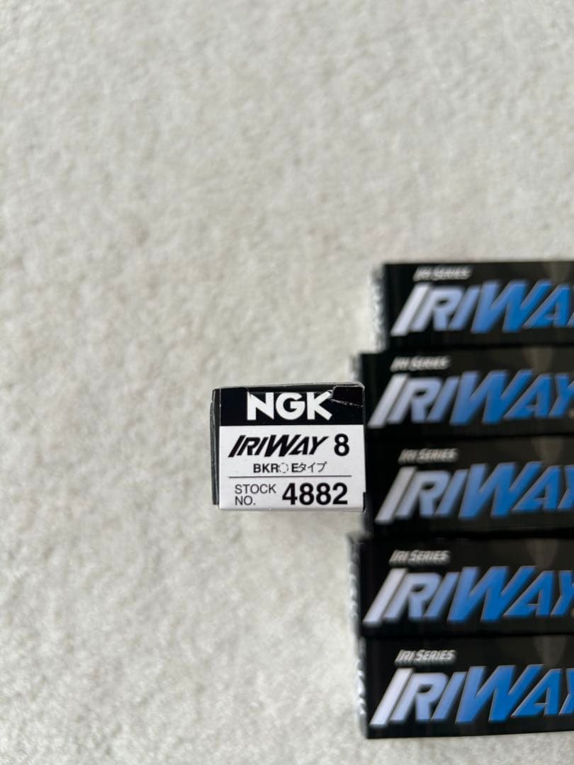 日本特殊陶業(NGK) IRIWAY8 6本セット