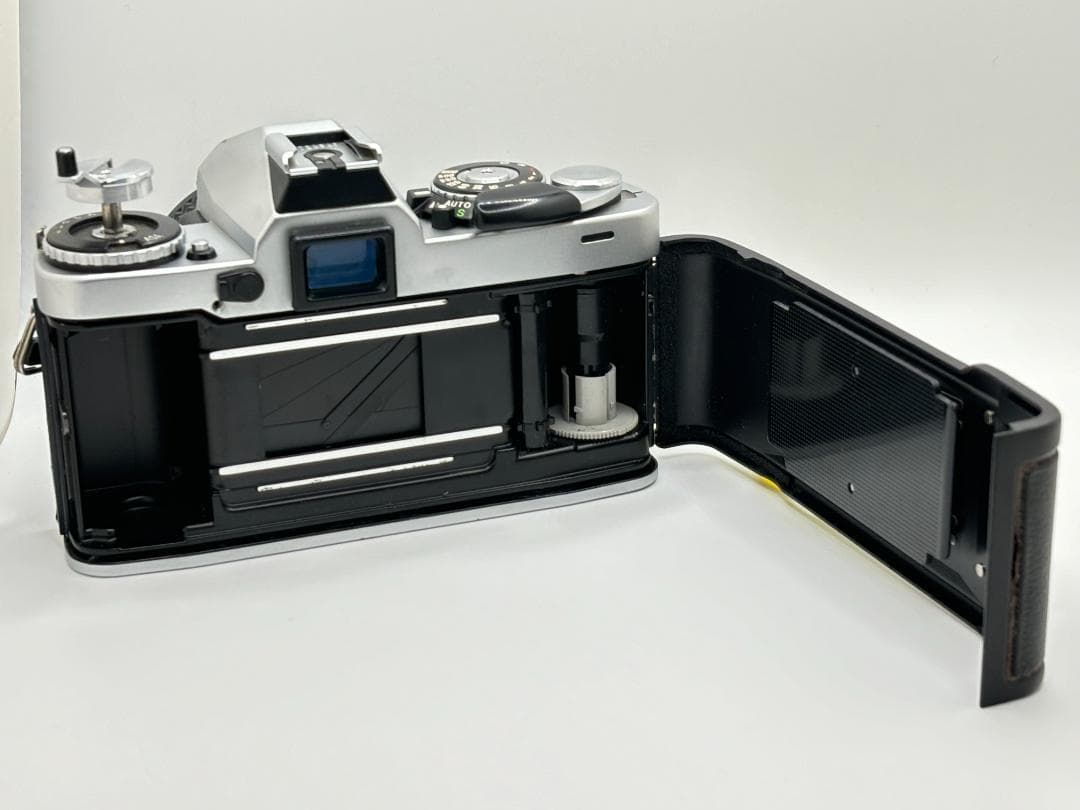 Minolta ミノルタ XD レンズ 50mm MD ROKKOR f/1.7