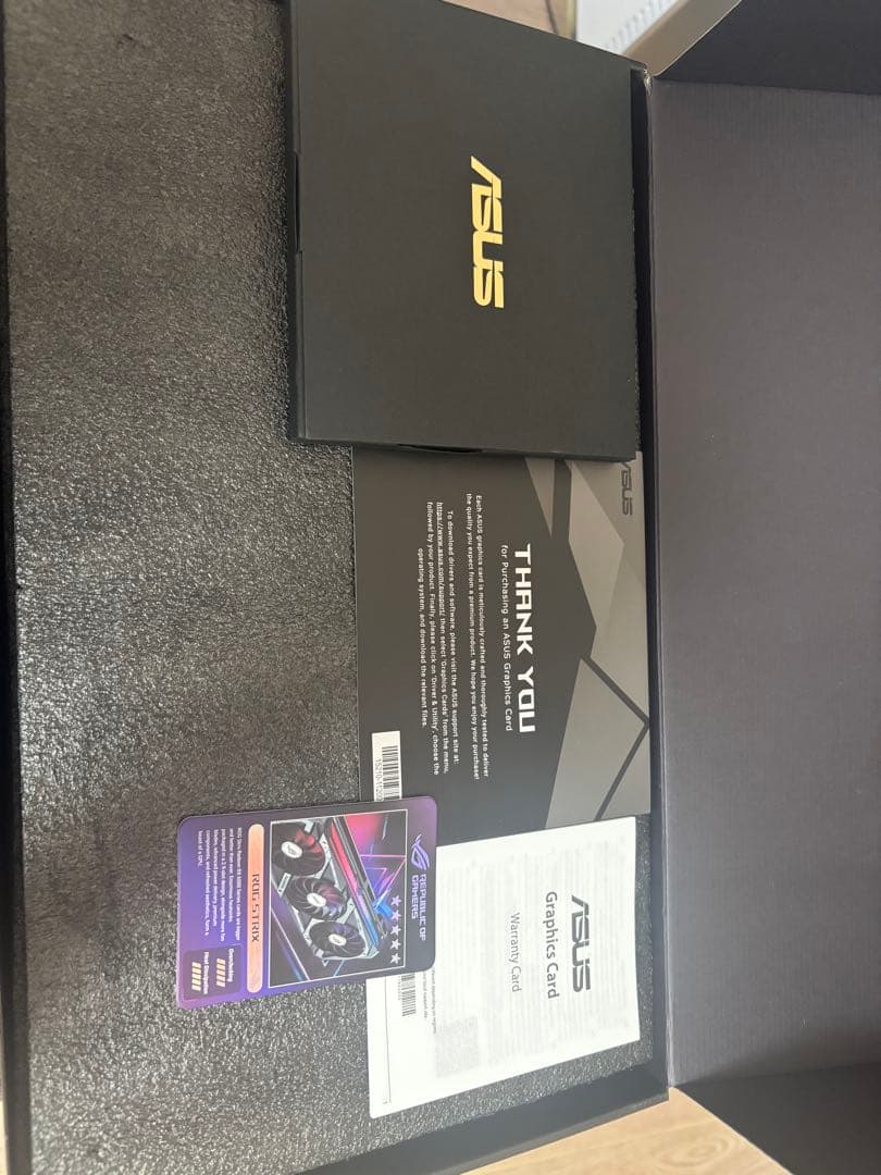 グラフィックボード・グラボ・ビデオカード ASUS ROG STRIX Radeon RX 6700 XT 12GB