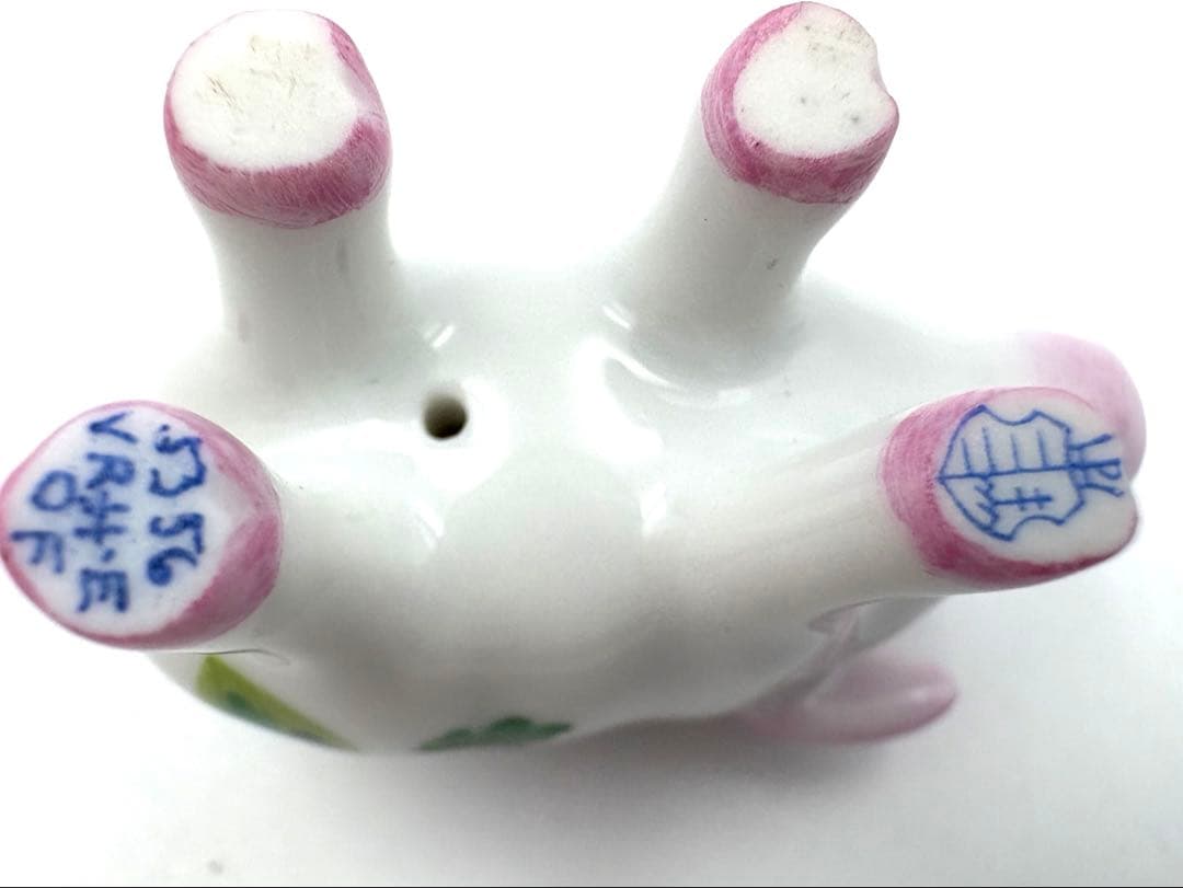 希少　HEREND ヘレンド ウィーンの薔薇　ブタ　フィギュリン　箱付