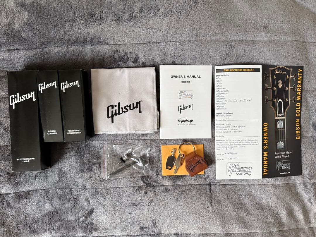 祭屋さん　Gibson J-45 Standard VS