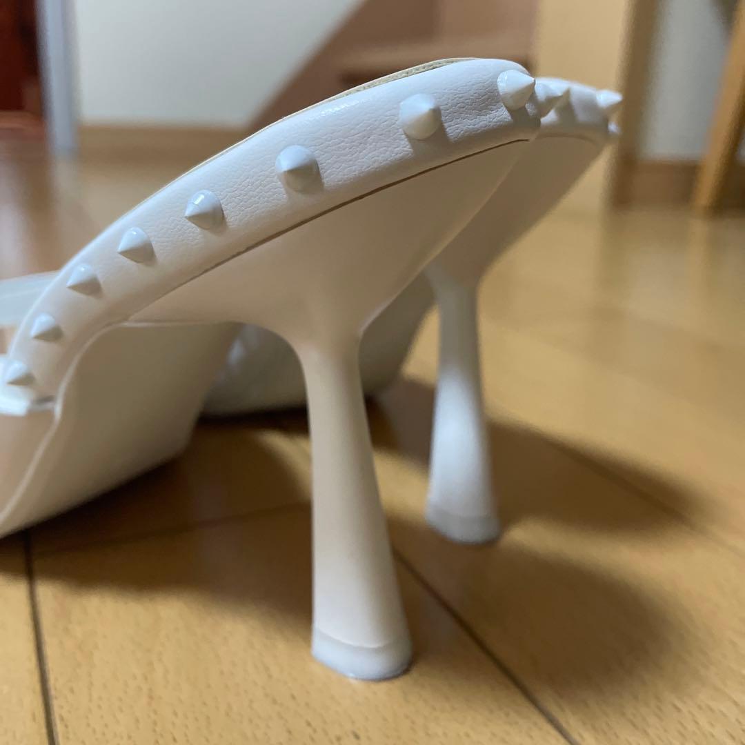 テコエ 最終価格！yello QUINN SANDALS