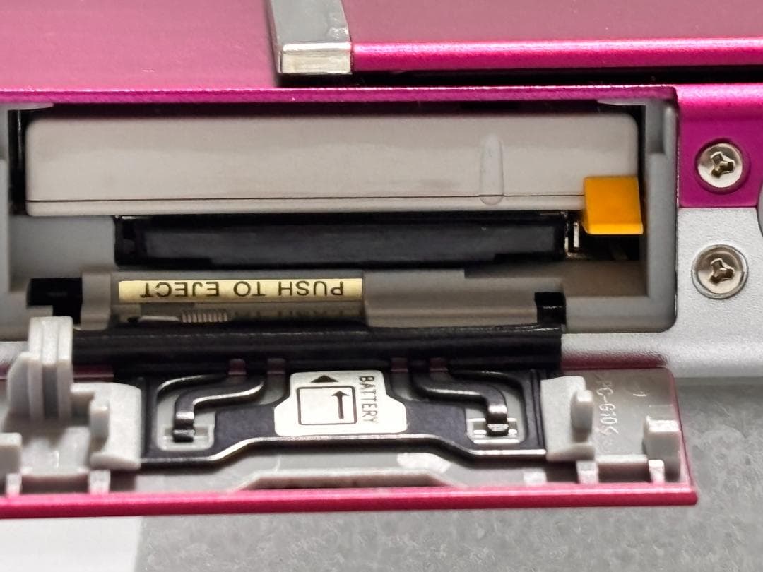 美品 FUJIFILM FinePix Z5fd ラズベリーレッド 付属品あり