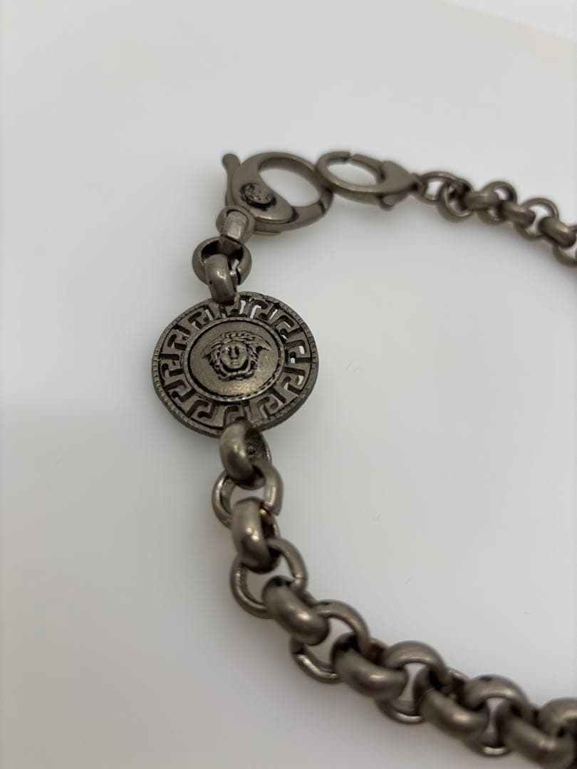 ヴェルサーチ　メダルモチーフ ウォレットチェーン