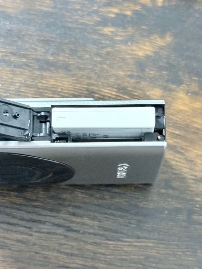 デジカメ　Canon IXY PC1262