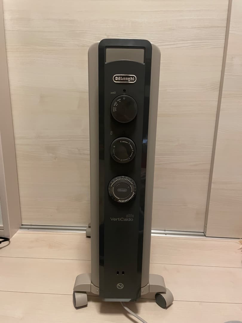 De'Longhi オイルヒーターRHJ21F0812-GY