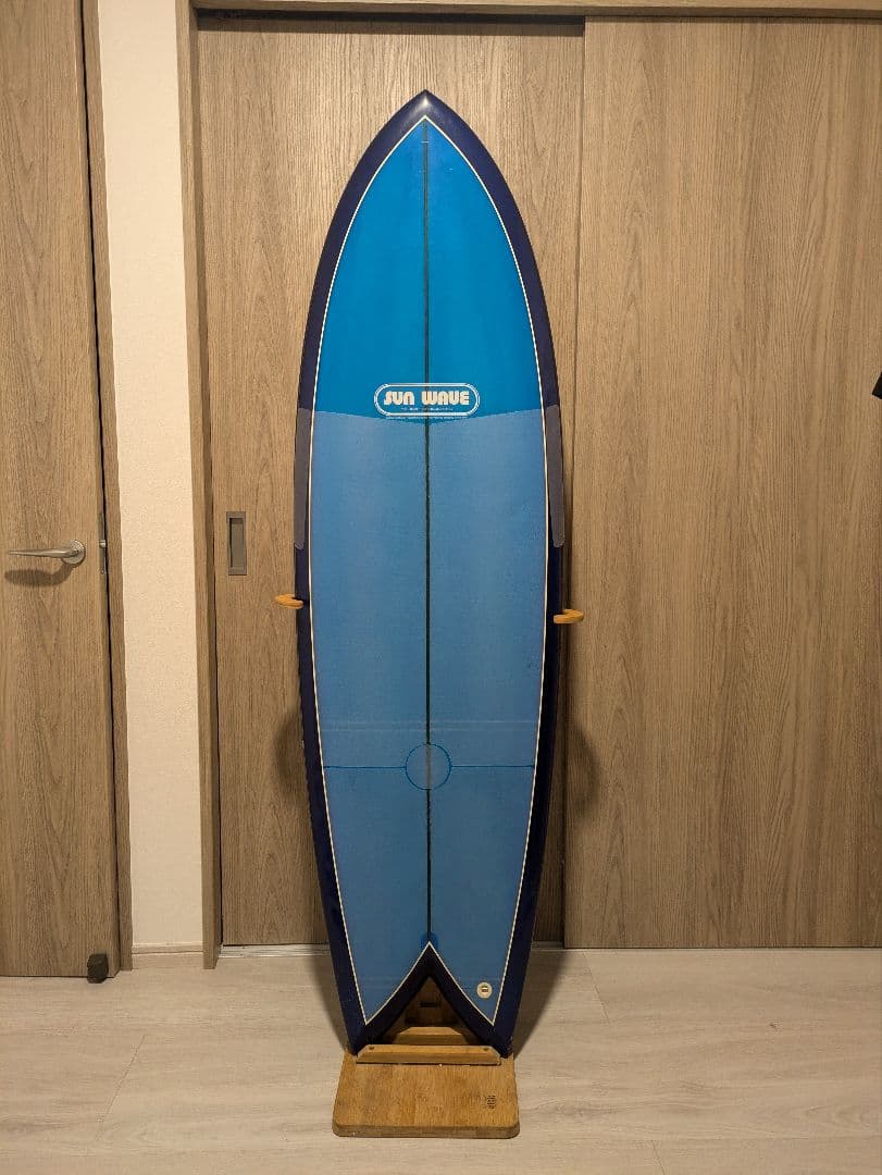 もんもん　SUN WAVE レトロフィッシュ5,10　山崎市郎シェイプ