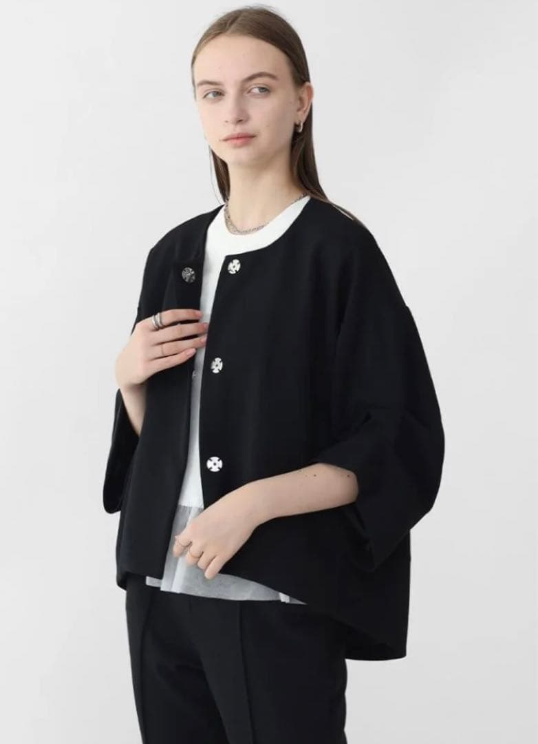 【新品タグ付】Aga アームギャザージョーゼットジャケット （ブラック）