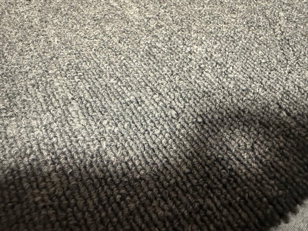 【新品】日本製　防燃タイルカーペット　50cm×50cm グレー　20枚セット