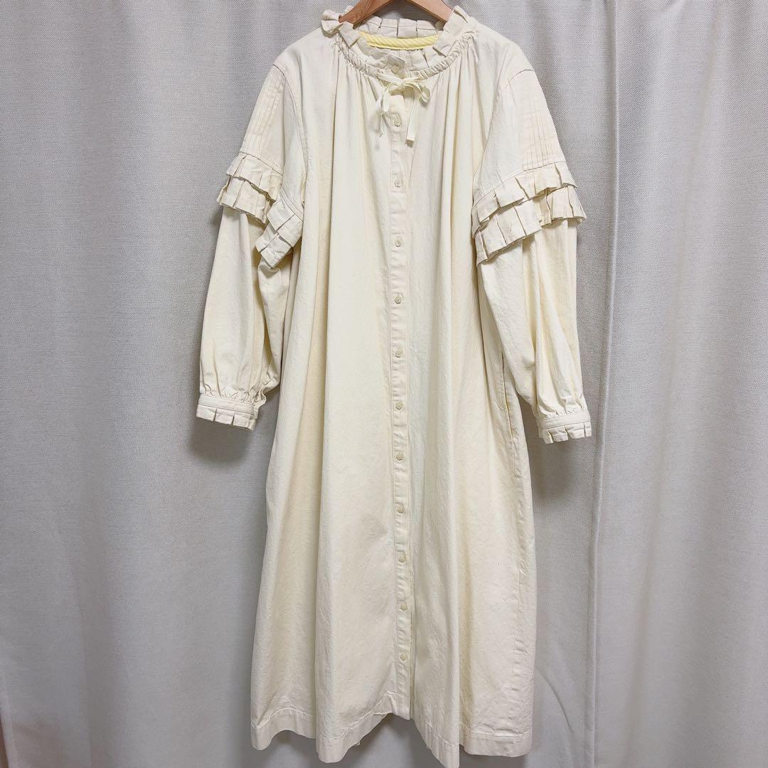 ピンクハウス　タック使いデニムワンピース