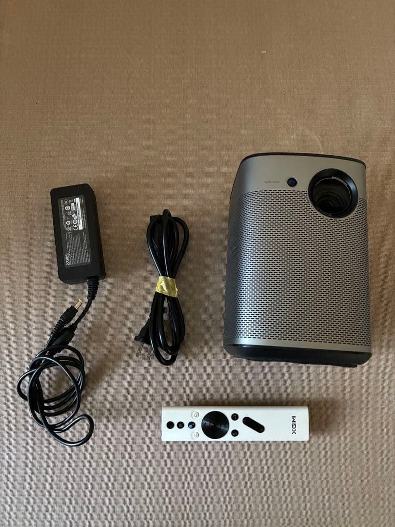 xgimi HALO プロジェクター本体 ACアダプター付き