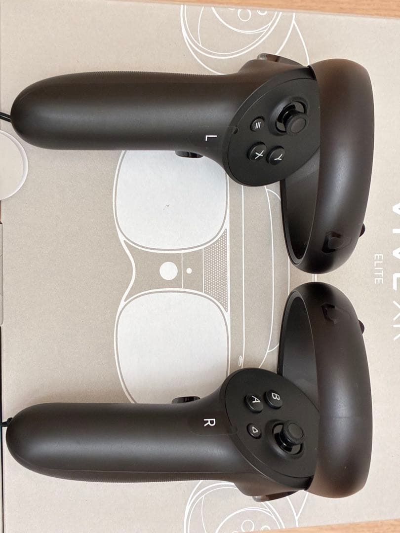 HTC VIVE XR Elite VRヘッドセット ほぼ新品